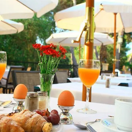 卡拉盖特酒店 酒店