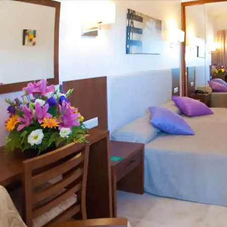 Cala Gat 4* كالا راتخاذا