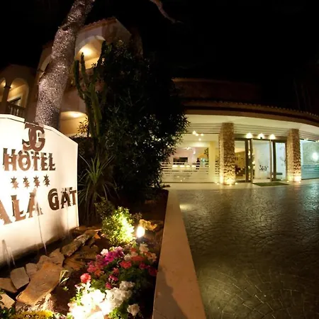 ホテル Cala Gat 4*